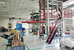 ng南宫体育吹塑生产车间